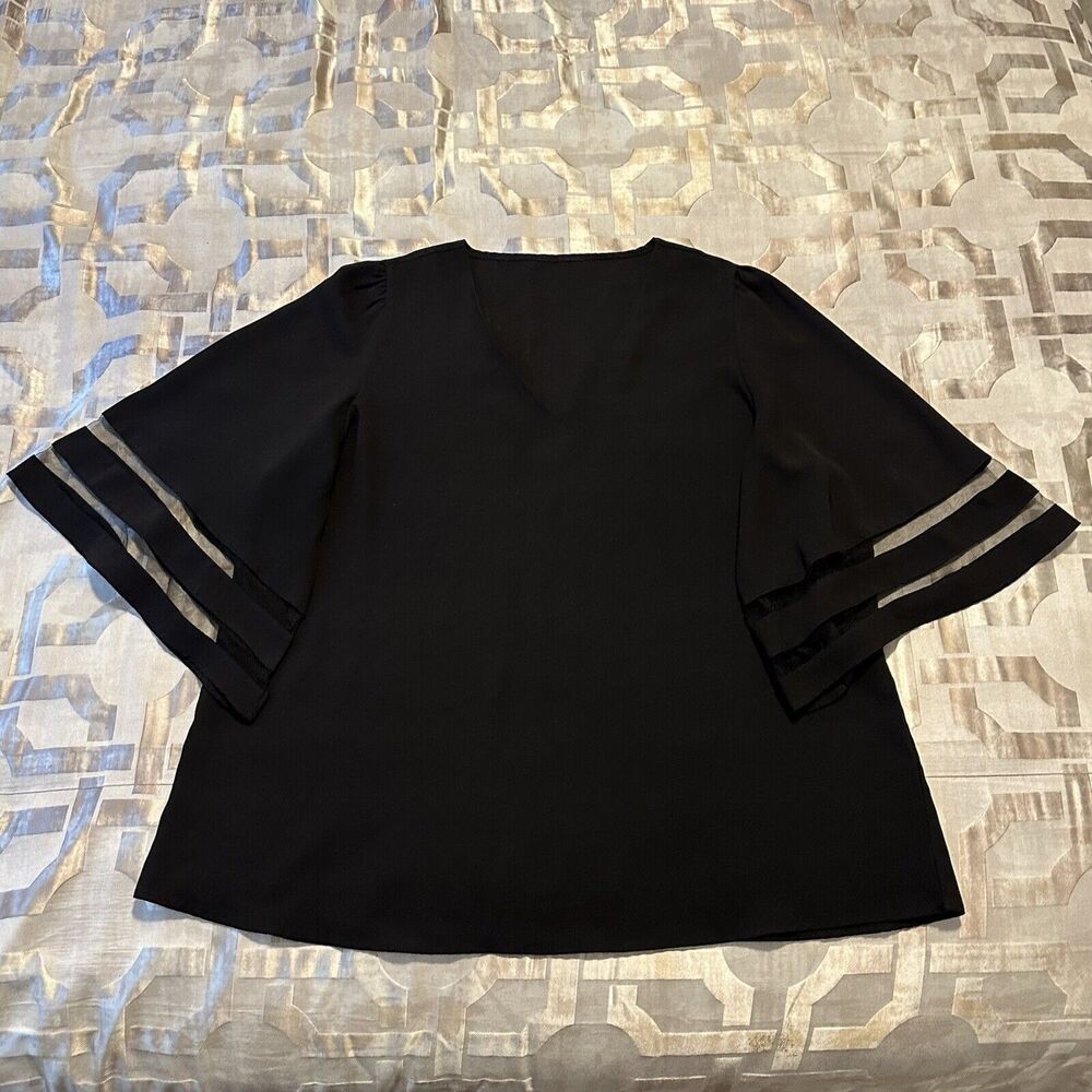 Mesh Stripe Bell Sleeve Black V Neck Top Size 2XL - Picture 6 of 8